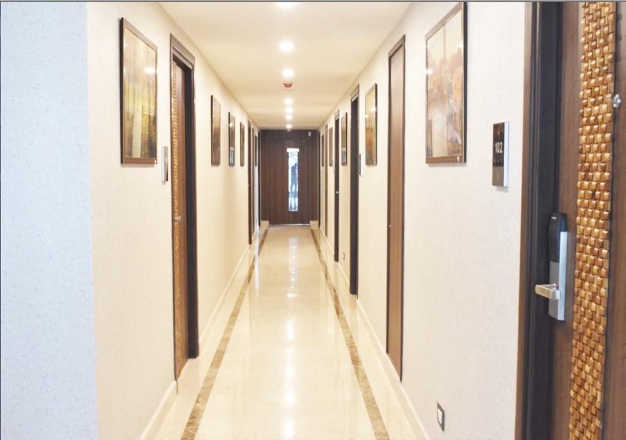 Ss Lumina Hotel Bangalore Luaran gambar